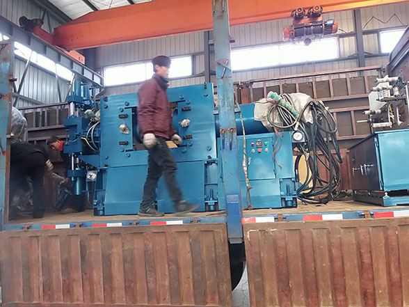 成都乐动注册锂金属挤压机发货出厂-1.jpg