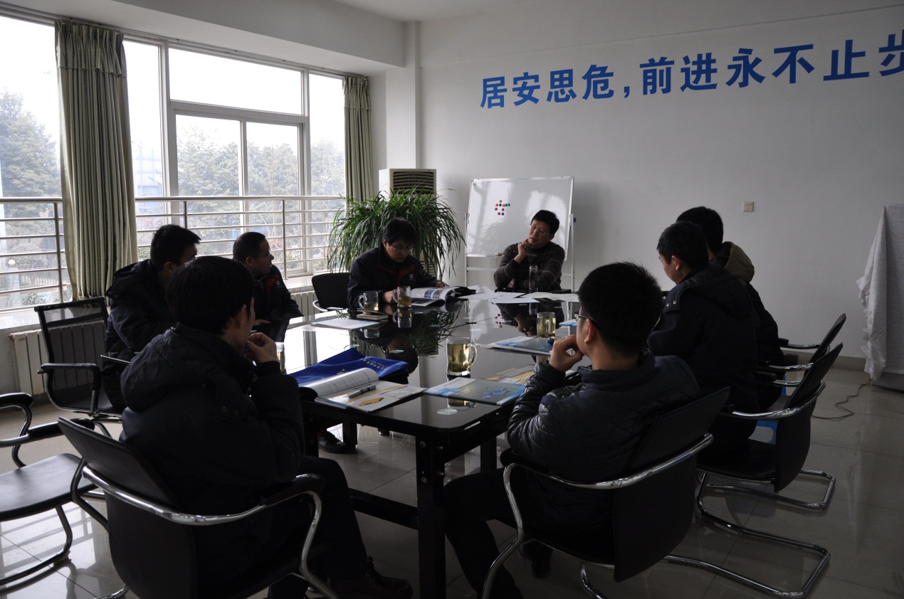 中航工业成飞集团工程师一行到访乐动注册公司-2.jpg